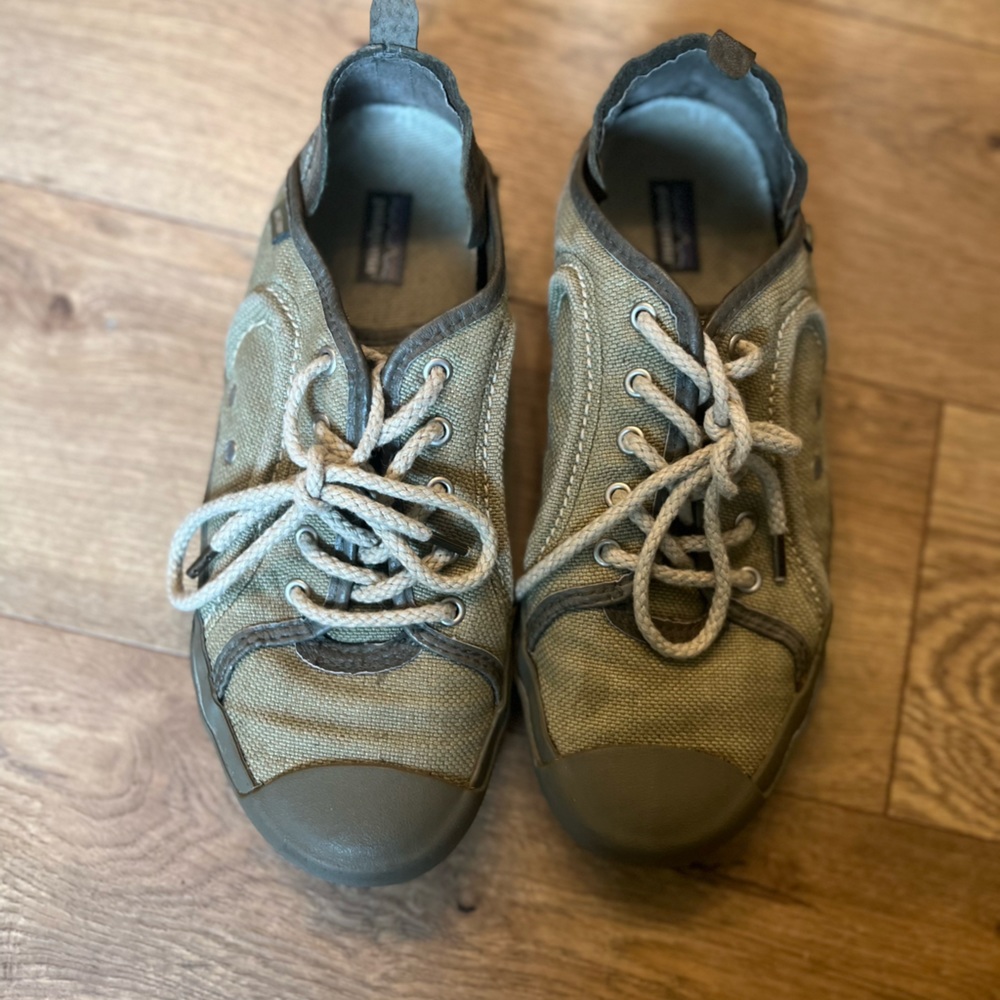 Patagonia hemp hiking sneakers. Size 9